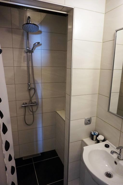 Little White Castle Apartment Keflavik Bagian luar foto