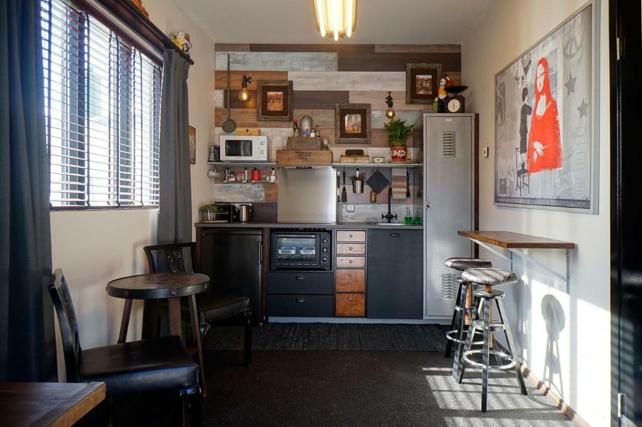 Little White Castle Apartment Keflavik Bagian luar foto