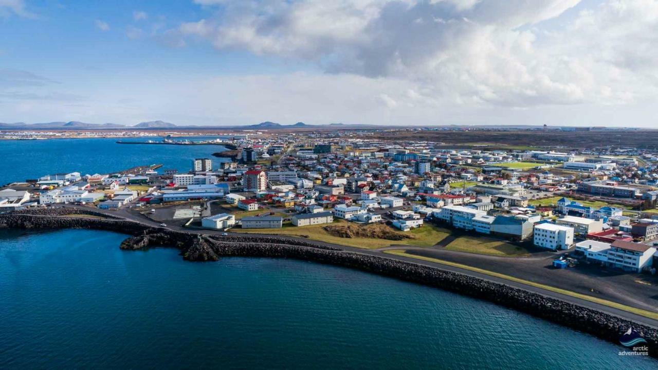Little White Castle Apartment Keflavik Bagian luar foto