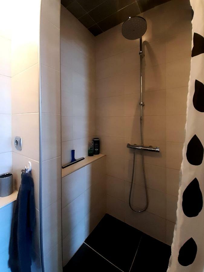 Little White Castle Apartment Keflavik Bagian luar foto
